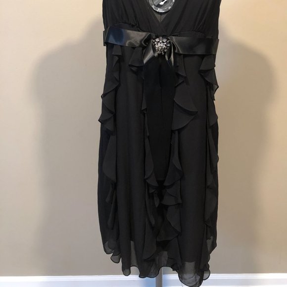 BCBG Genration Silk Chiffon Dress - Picture 6 of 6